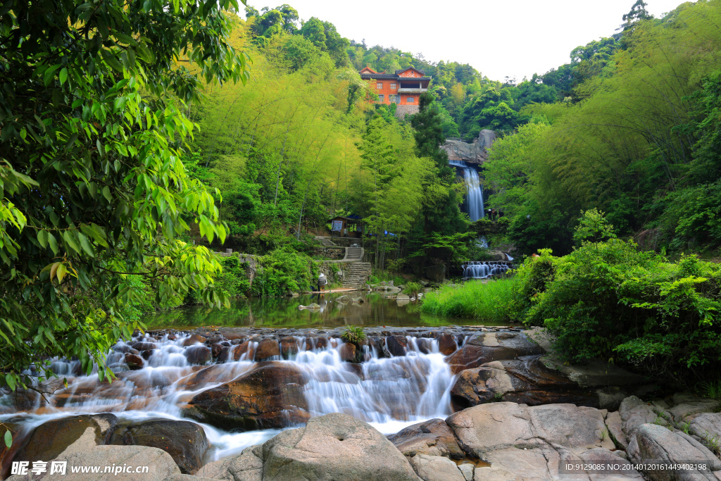 天台石梁飞瀑