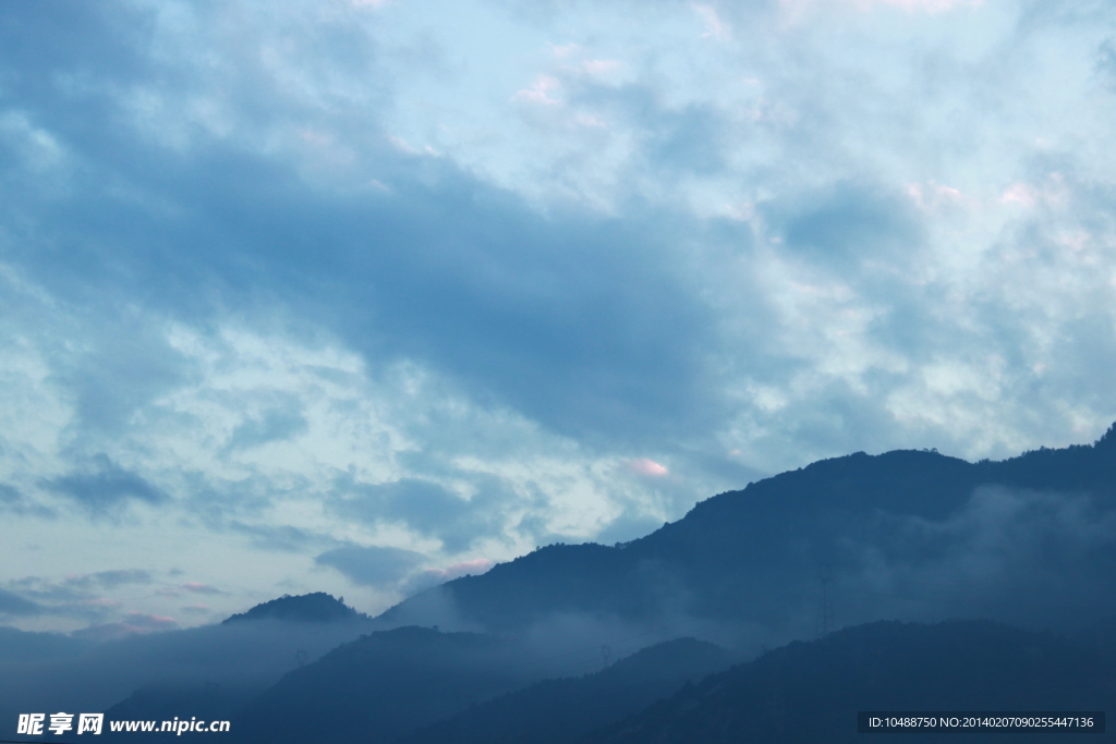 雨过后的旗山
