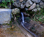 水沟流水