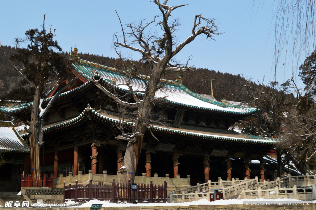 山西晋祠圣母殿