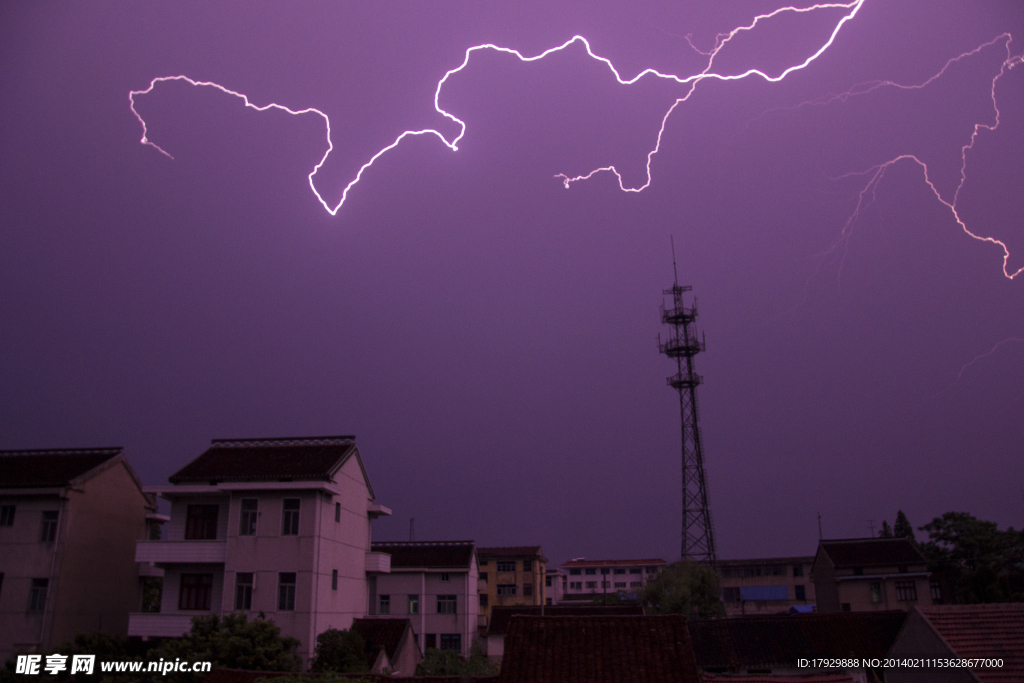 雨后闪电