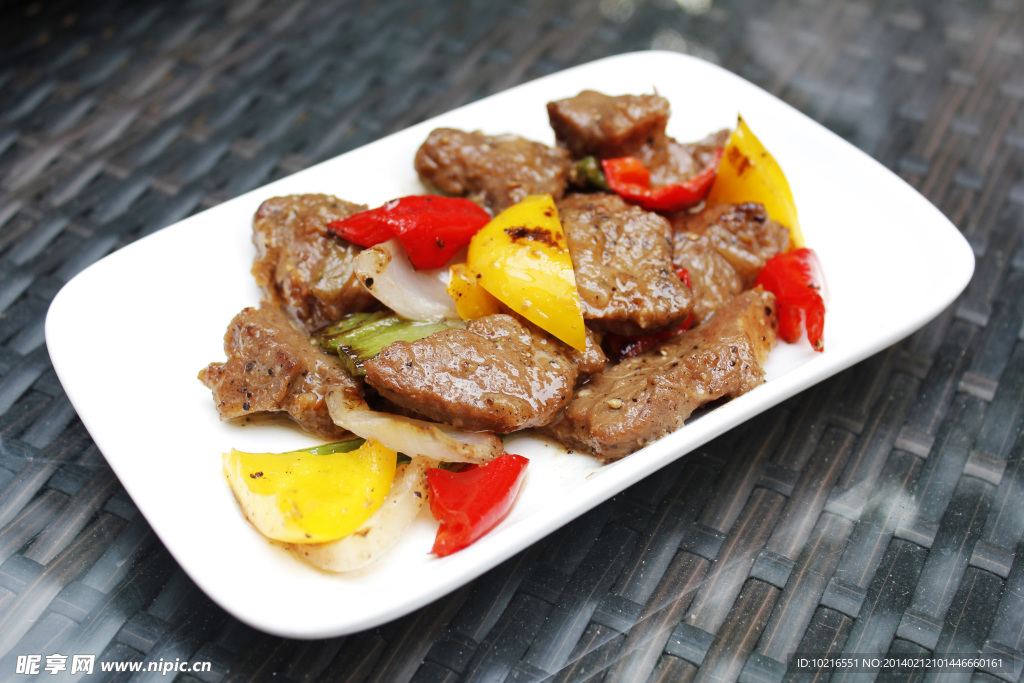 黑椒牛肉