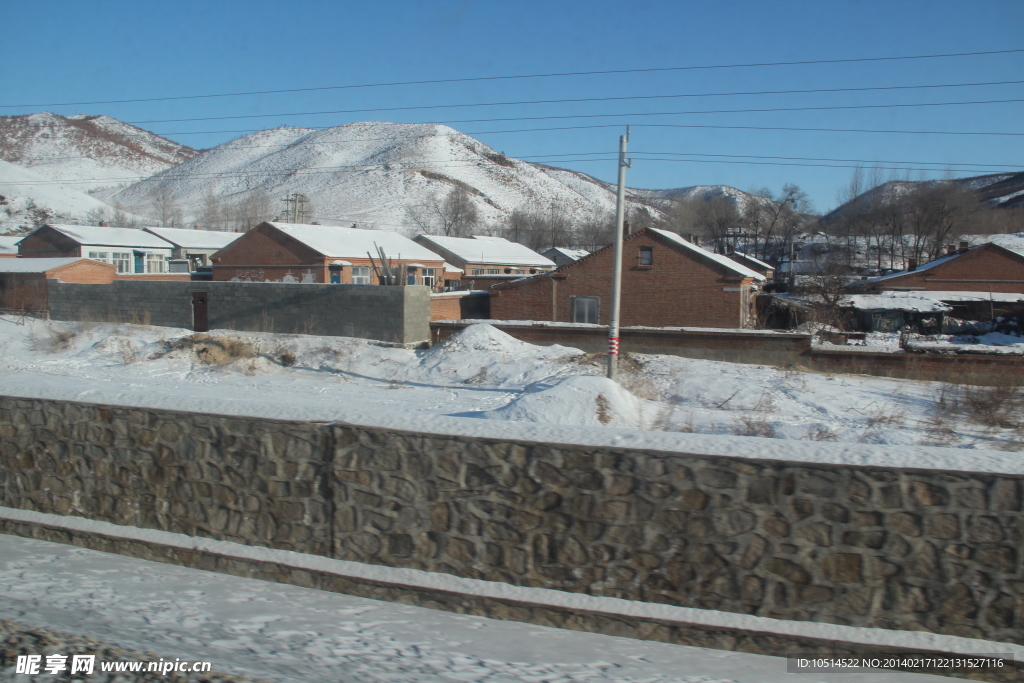 农村雪景