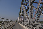 跨江大桥