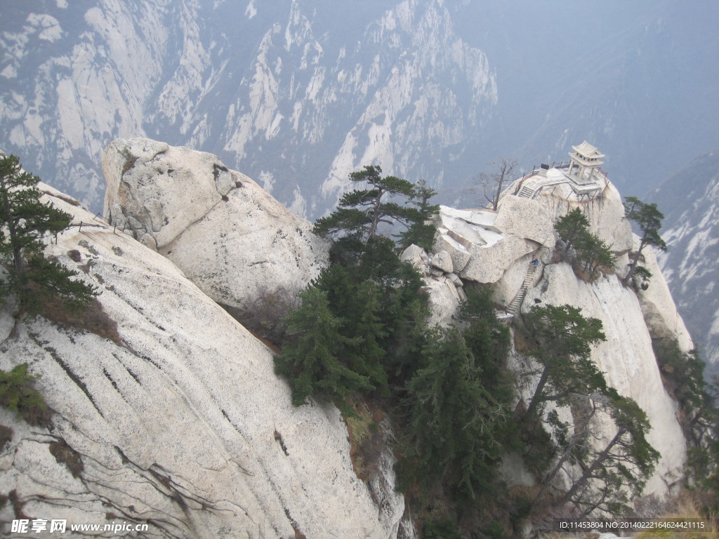 华山