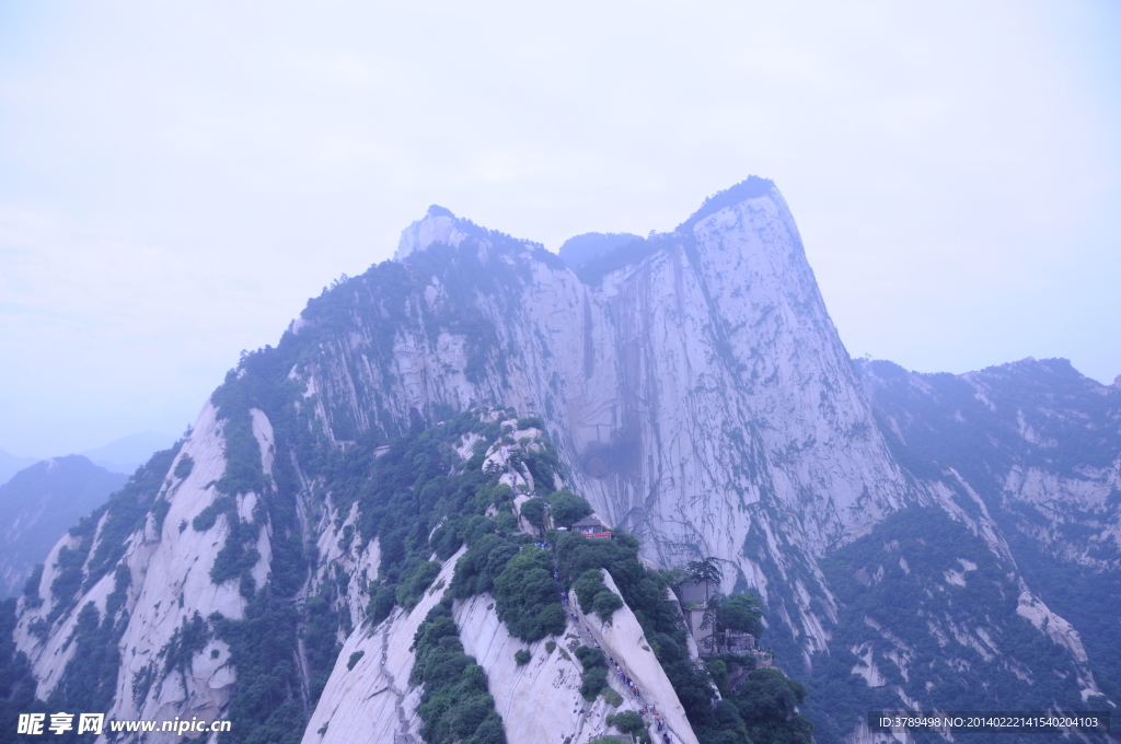 华山