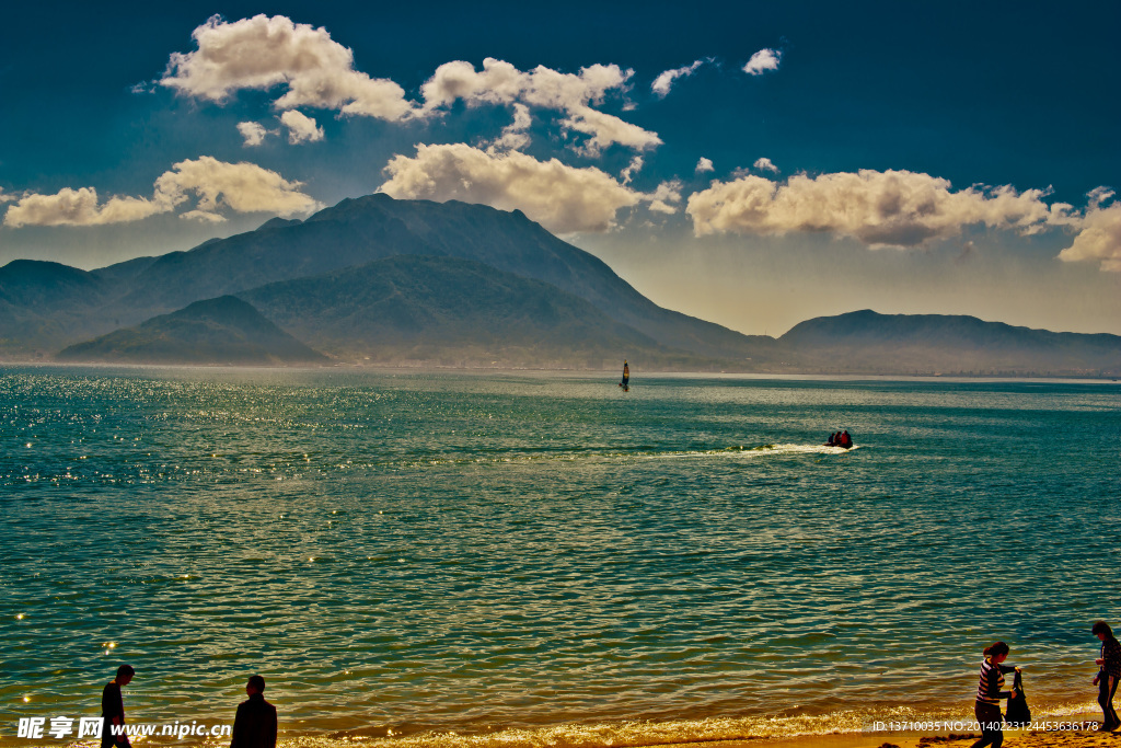 《大鹏湾景色》