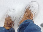 雪地里的鞋子