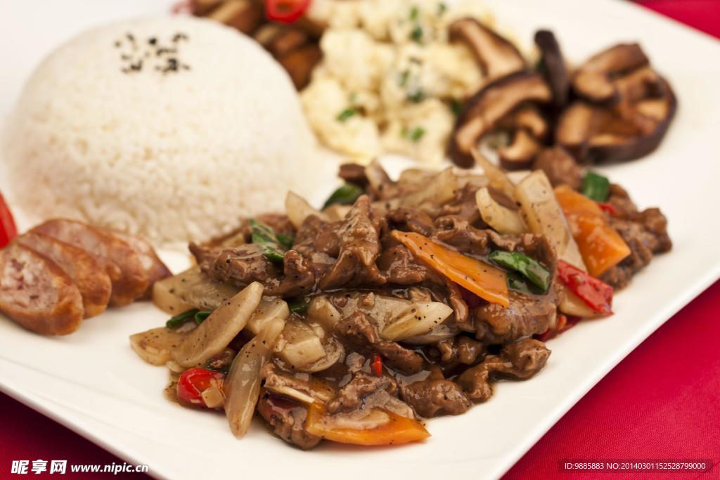 黑胡椒牛肉饭