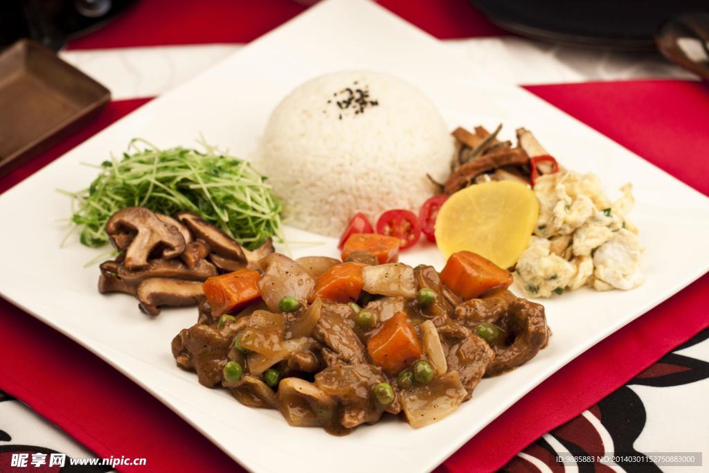 咖喱牛肉饭