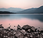 山水辉映