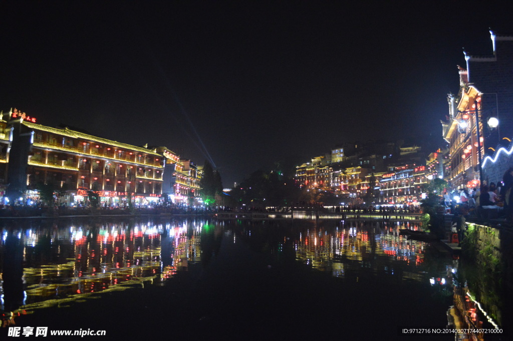 美丽的凤凰夜景