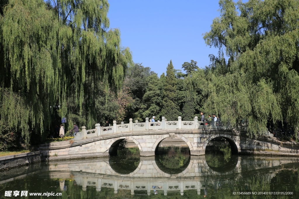 北京大学校园风光