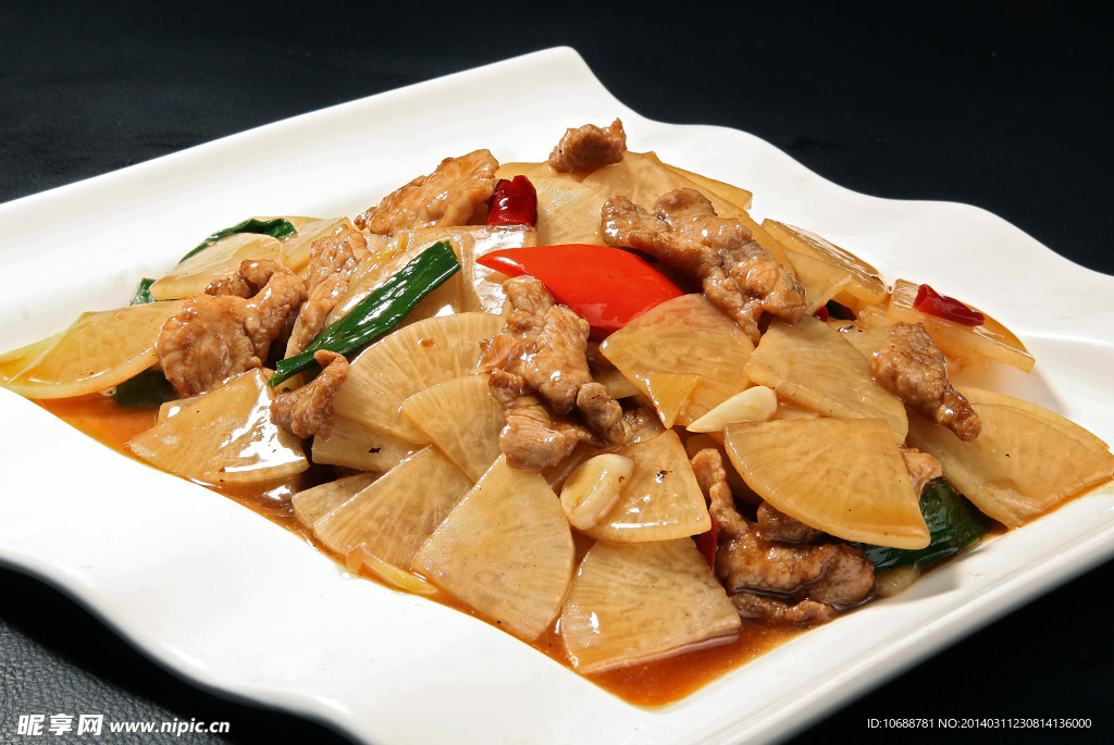 萝卜炒肉片