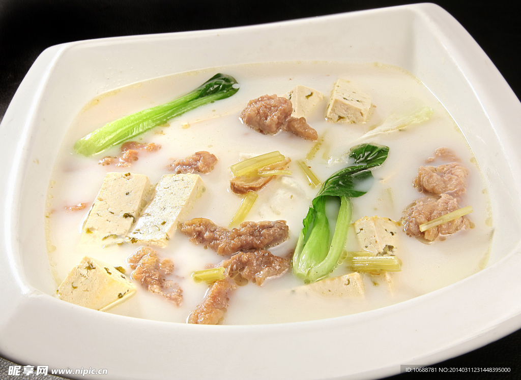 菜豆腐炖酥肉