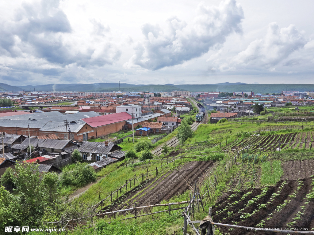 潮查北山眺望根河市