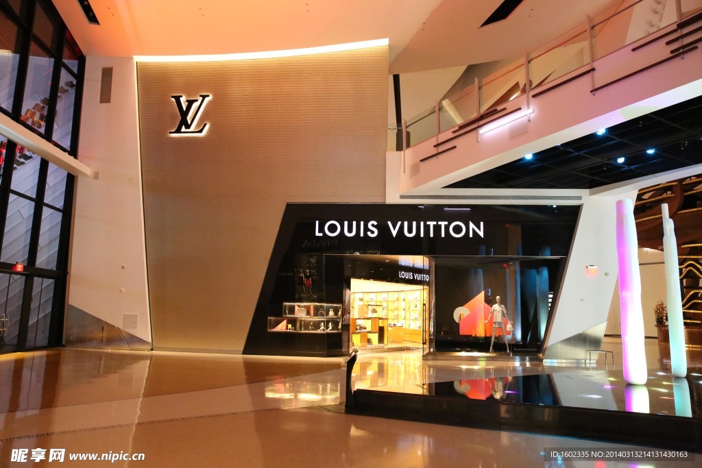 LV 路易威登专卖店