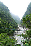 山涧 吊桥 小溪