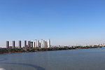 城市建筑河流