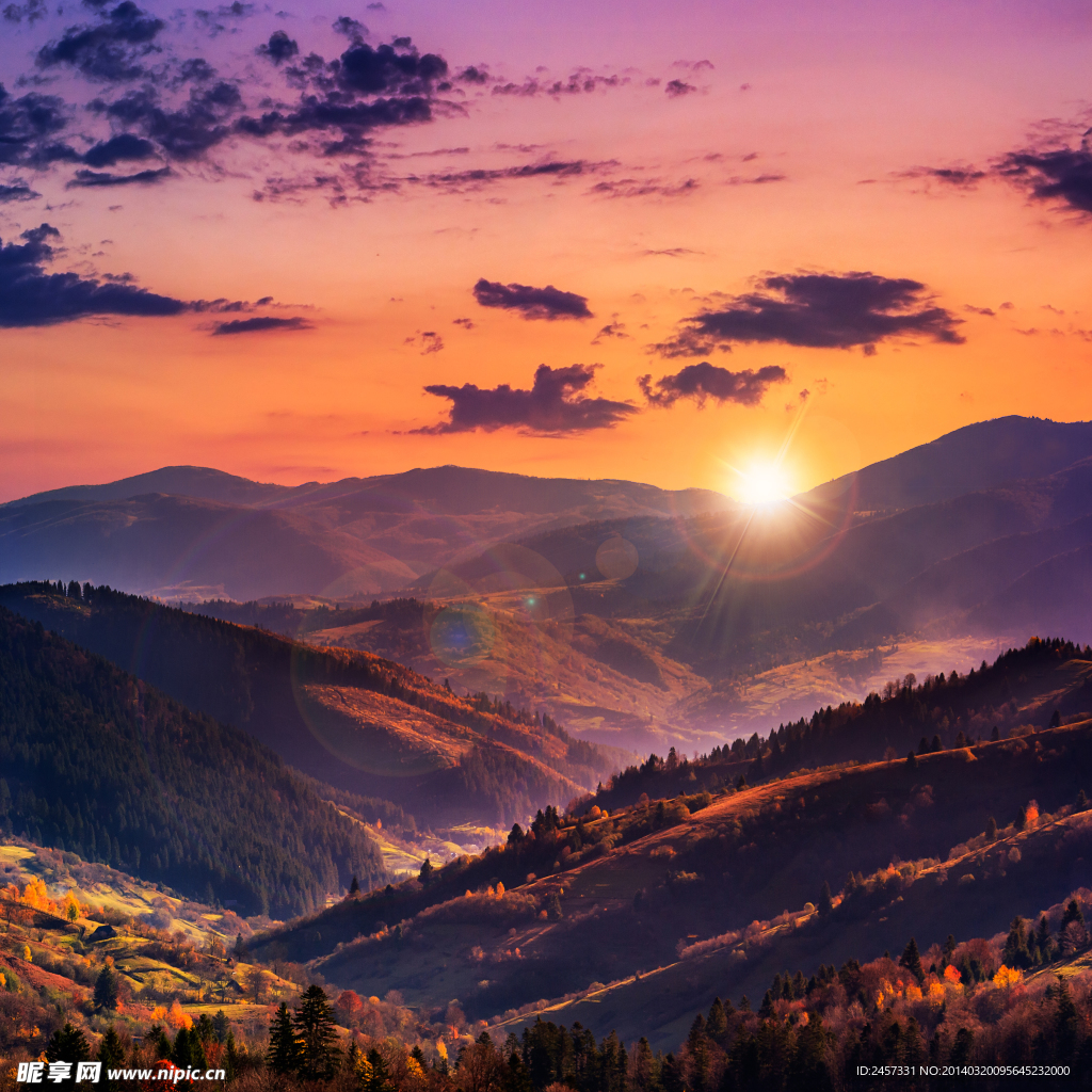 夕阳山景