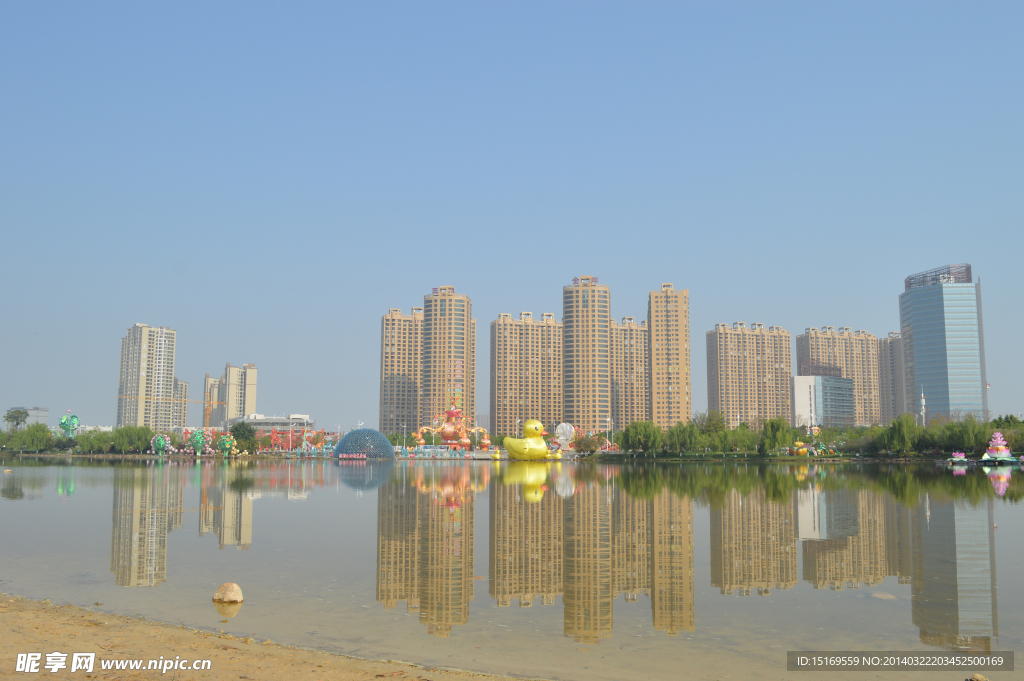 水映楼盘