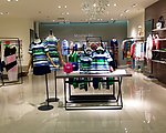 女装专卖店