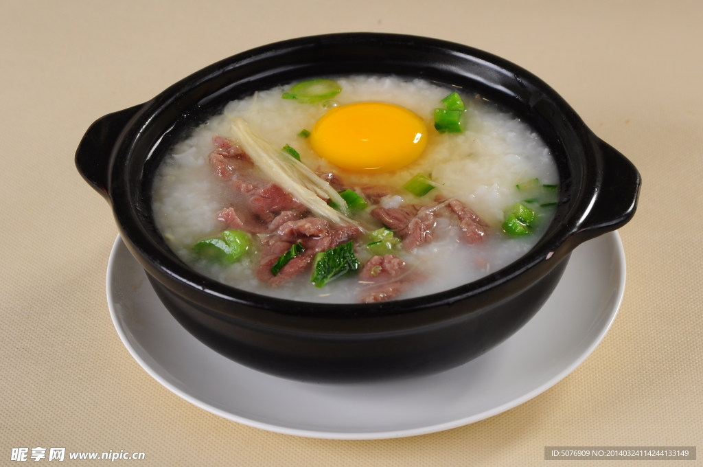 鸡蛋肉片粥
