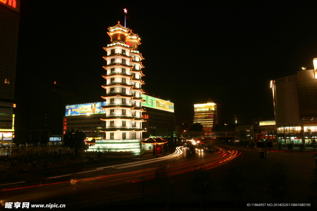 夜景二七塔