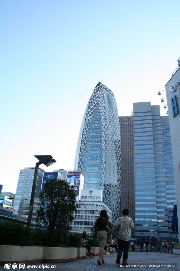 新宿街头一景