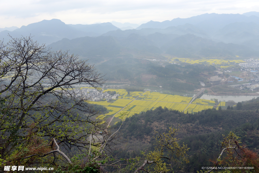 齐云山风光