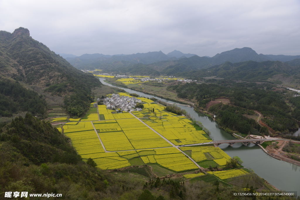 齐云山风光