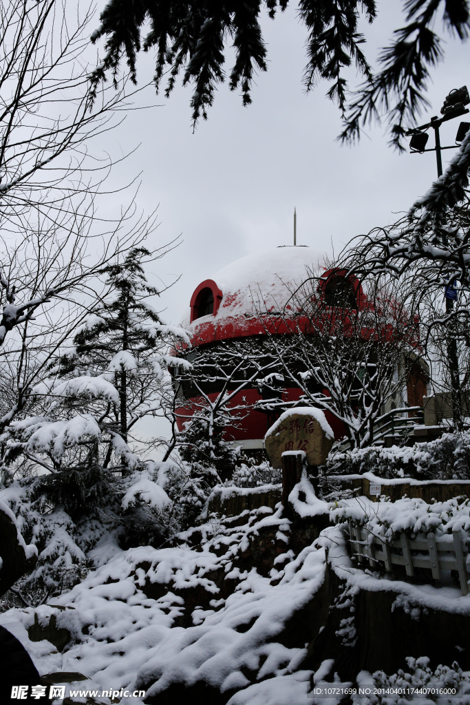 雪中青岛