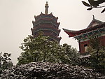 怀化鹤鸣洲听溪阁雪景