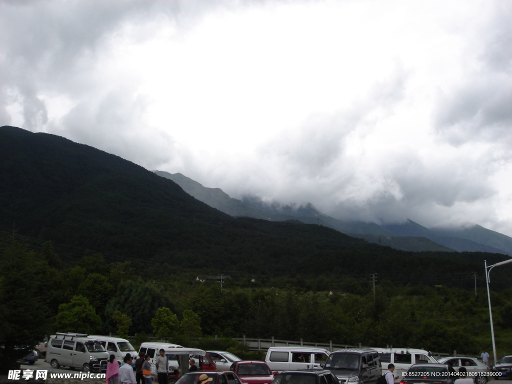 青山