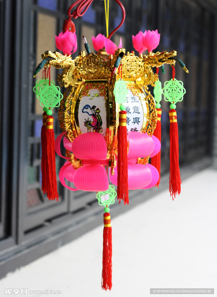 中式双层彩灯笼
