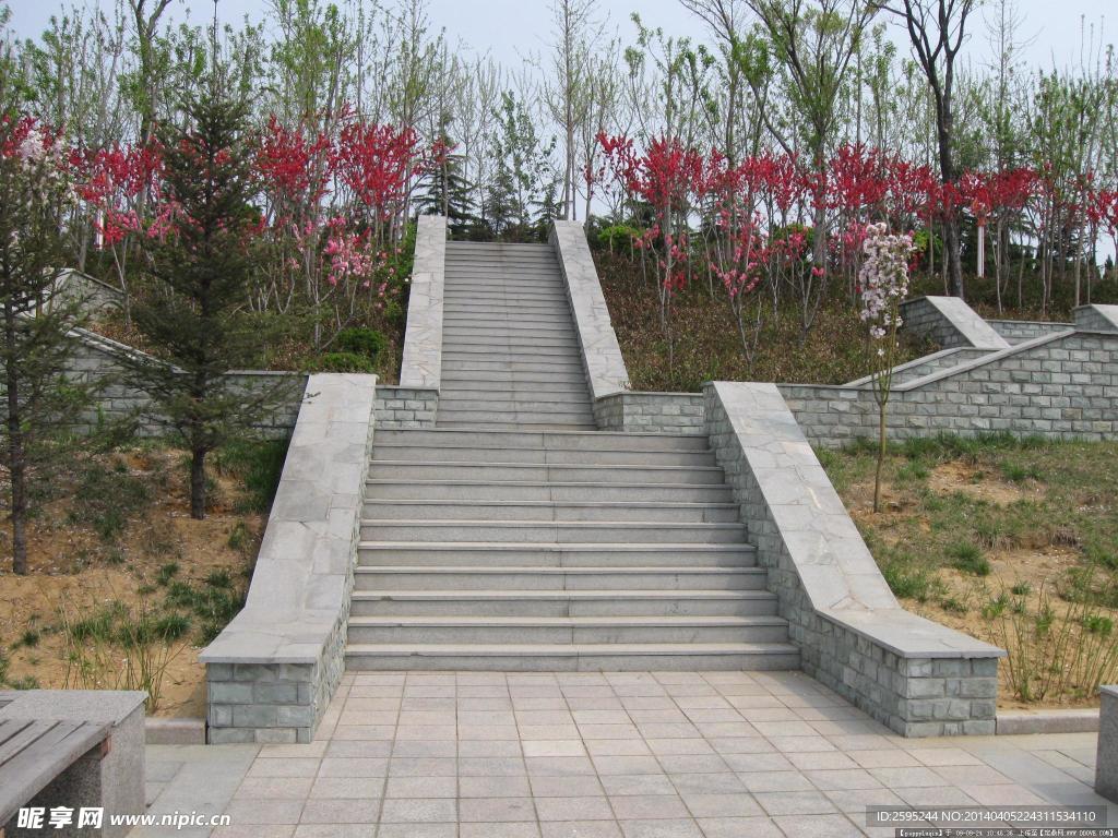 楼梯踏步