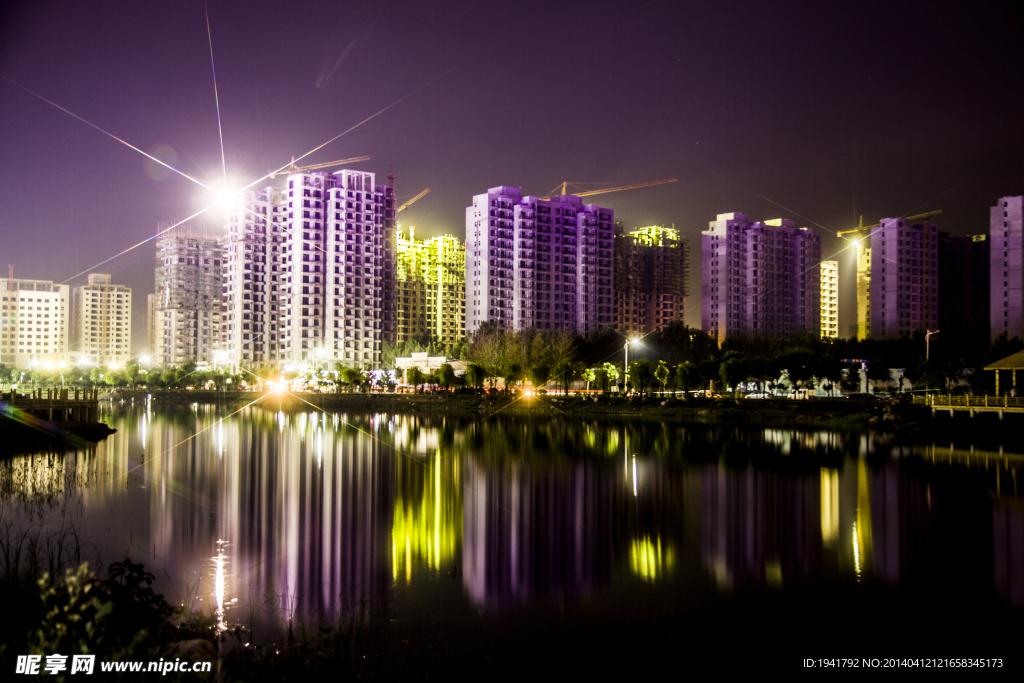清丰县明月湖景色
