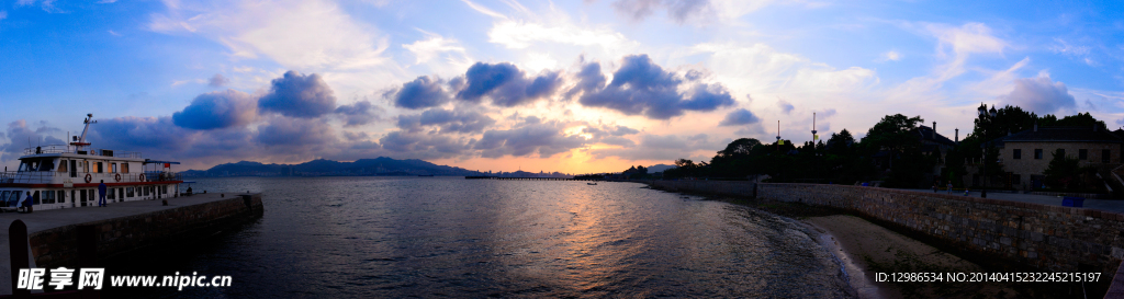 刘公岛石码头全景