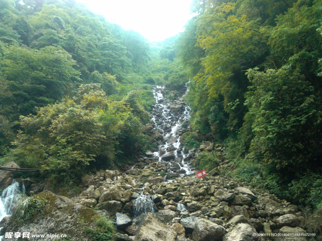 山涧