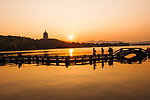 雷峰夕照