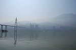 巴东