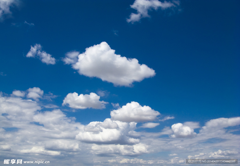 蓝天白云