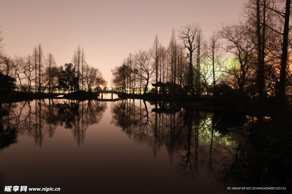 西湖夜景