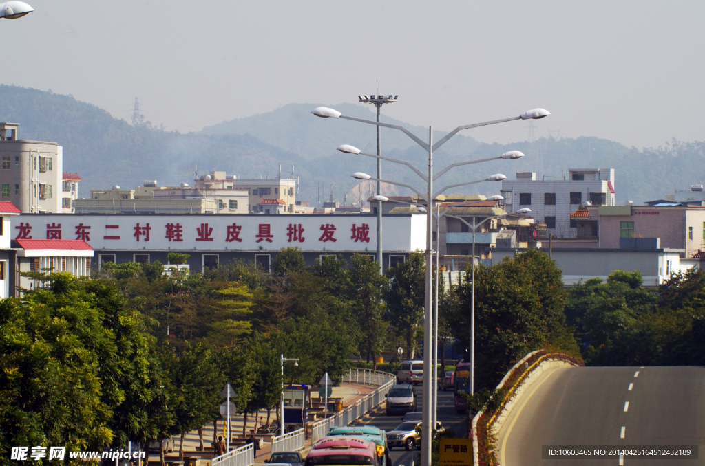 桥梁侧道景观