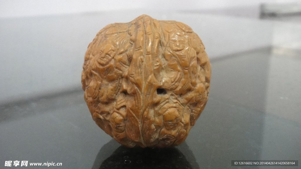 核桃艺术品