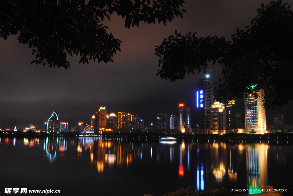 厦门白鹭洲公园夜景