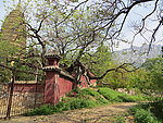 嵩岳寺外景