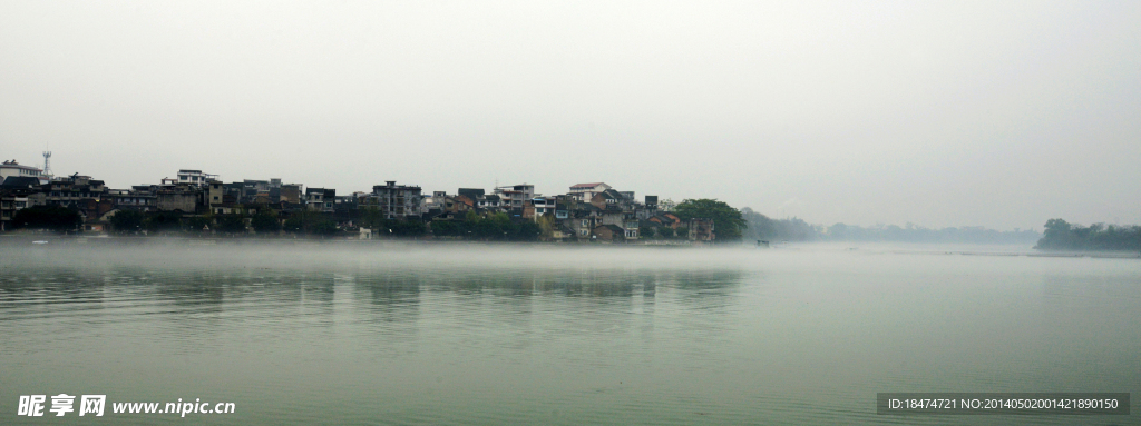 烟雨古城