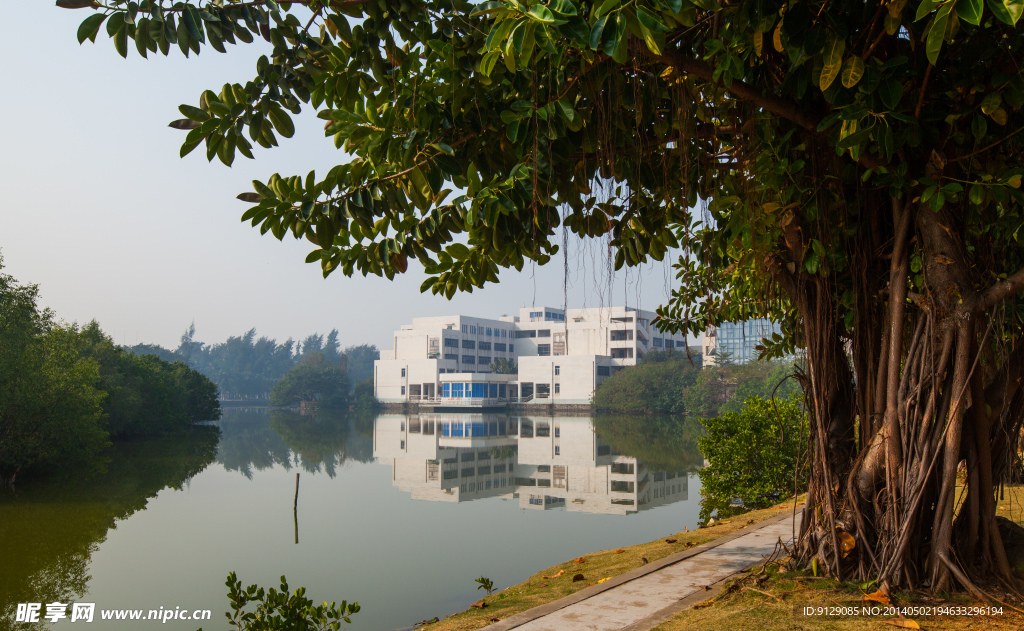 海南大学