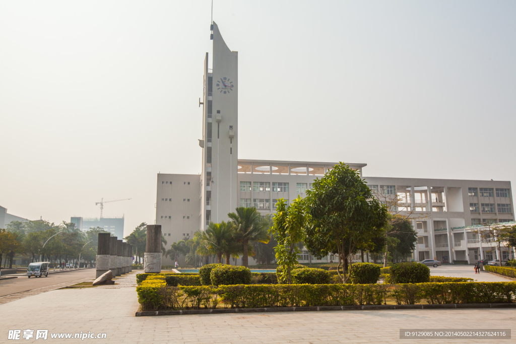 海南大学